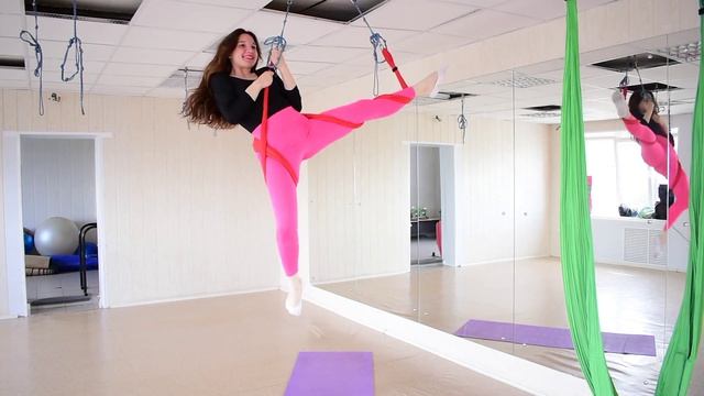 СВЯЗКА ДЛЯ ТАНЦА В ГАМАКАХ смотреть онлайн