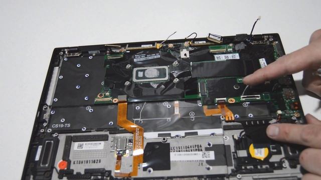 How To Disassemble Lenovo X1 Carbon 7th Gen Laptop