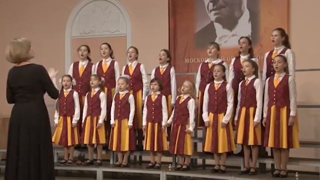 "Во кузнице". Образцовый коллектив детский хор "Жар-птица" Центр культуры и досуга г.о. Красногорс смотреть онлайн