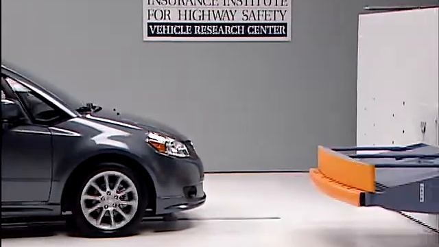 Suzuki SX4 bumper crash test iihs 6 to 3 mile an hour смотреть онлайн