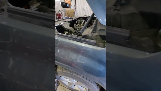 Залил японское масло TOM'S 5w30 в KIA SORENTO дизель 2.2л смотреть онлайн