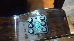 Обзор на гитарный Трансакустический звукосниматель (со встроенными эффектами)