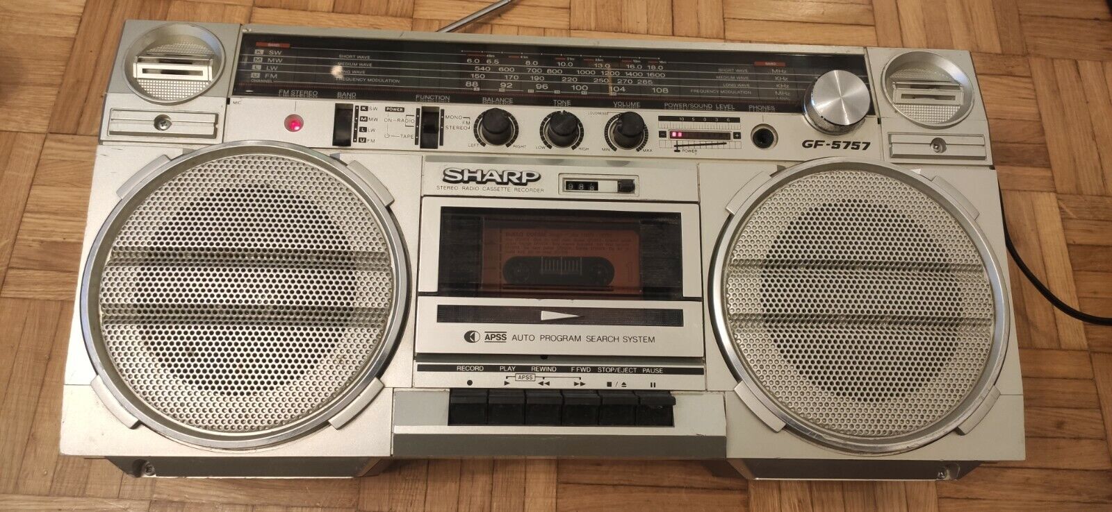 Sharp Gf 5757 Boombox Stereo Cassete Player Made In Japan 1985 год ЯПОНИЯ смотреть онлайн