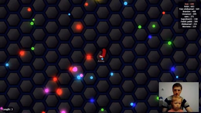 WORMANIA.io - детская игра про Червяка! Наш РЕКОРД в ВОРМАНИА смотреть онлайн