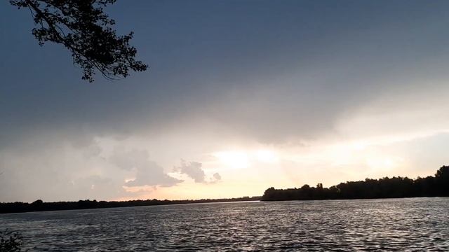 #Вечер Грозовые тучи. смотреть онлайн