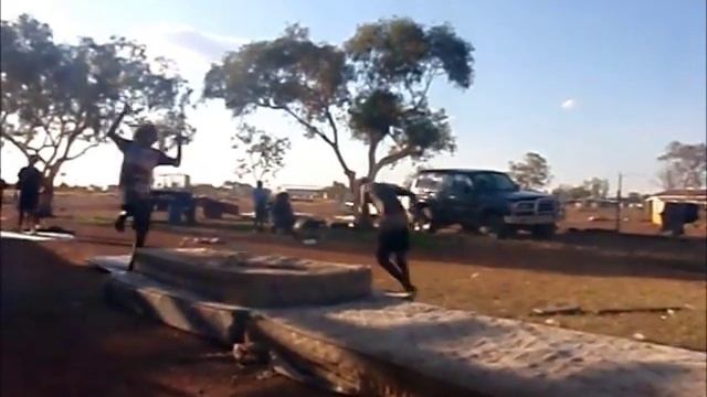 The Jumping Beans of Tennant Creek смотреть онлайн