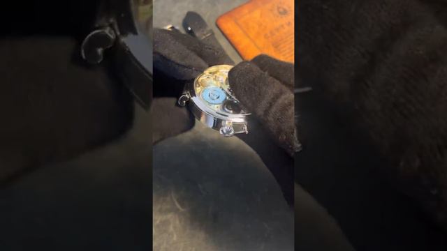 Тигр против пантеры, часы скелетон 😎 смотреть онлайн