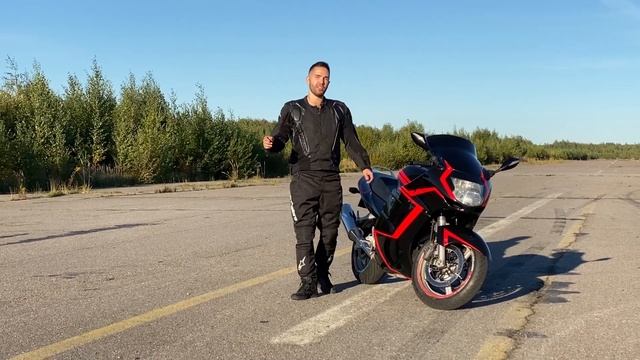 Обзор Honda CBR 1100XX Blackbird. Хонда сбр Дрозд - самый быстрый мотоцикл в мире, тест-драйв разго