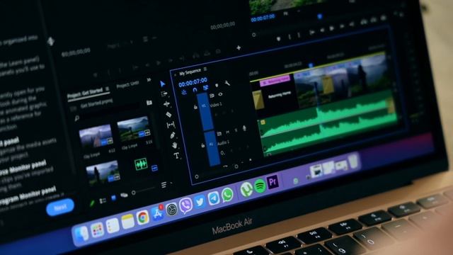 O săptămână cu Macbook Air 2020 M1 (review română) смотреть онлайн