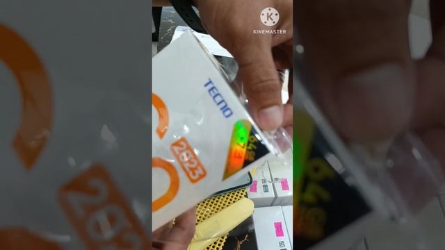 Tecno Spark Go 2023 4GB + 64GB смотреть онлайн