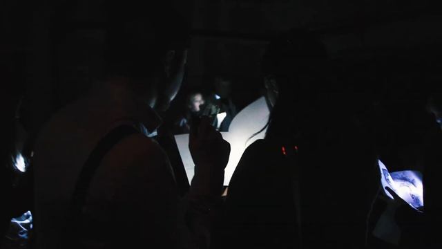 R.E.M.: выставка об анатомии сна и сновидениях смотреть онлайн