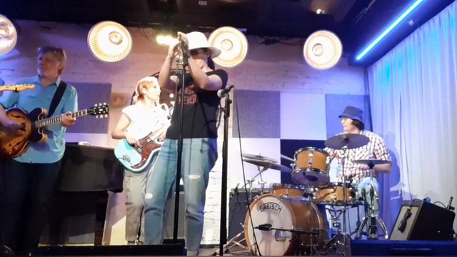 Philly Joe's Jam - Little By Little (Junior Wells Cover) смотреть онлайн