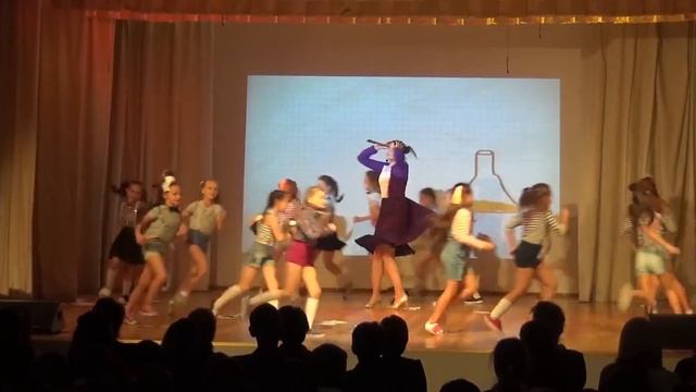 "Ох уж эти дети" - День учителя 2017 смотреть онлайн