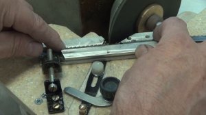 САМОДЕЛЬНЫЙ СТАНОК для заточки ЛЕНТОЧНЫХ ПИЛ - HANDMADE MACHINE FOR SHARPENING OF BAND SAW BLADES