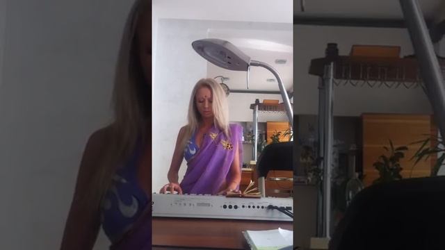 ОМ МУНИ МУНИ МАХА МУНИЕ СОХА. смотреть онлайн
