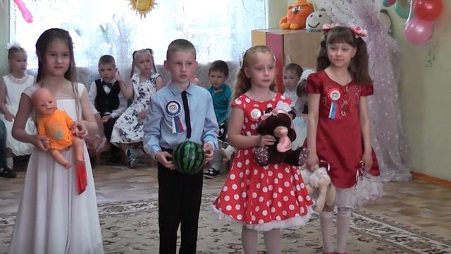 Выпускной 2019. (Часть 05). Стихи про игрушки смотреть онлайн