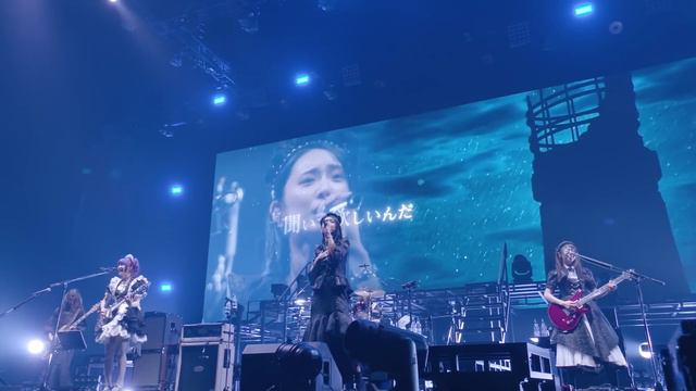 BAND-MAID / endless Story (Official Live Video) смотреть онлайн