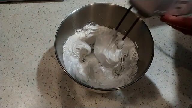 Коржи Безе для торта. Швейцарская меренга.Обычная газовая духовка. смотреть онлайн