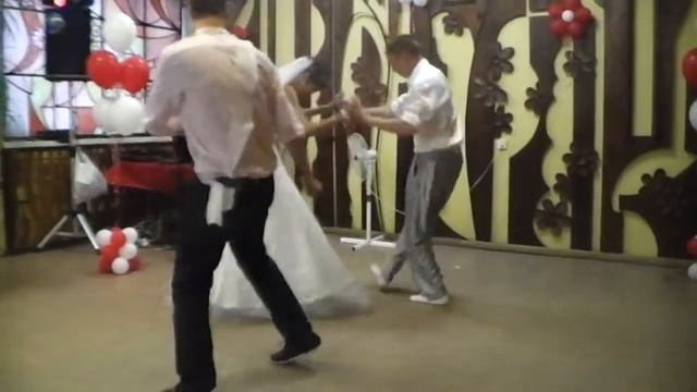 свадьба танцы босиком смотреть онлайн