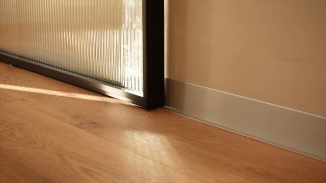 Огляд інтер'єру у ЖК Республіка у стилі затишний мінімалізм. Бюджет і чесний відгук замовників смотреть онлайн