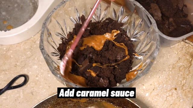 Easy Salted Caramel Brownie Trifle Shown In Just 2 Minutes! смотреть онлайн