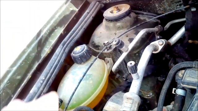 Рено Дастер рестайлинг. Косяк Российской сборки. Куда уходит антифриз? смотреть онлайн