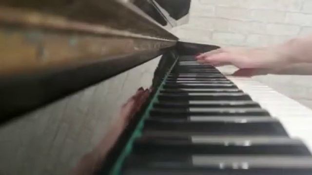 мама и я умею играть на пианино🎹 смотреть онлайн