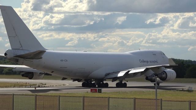 (4K) Incredible Plane spotting day at Liège airport | Lots of heavy cargo planes! смотреть онлайн