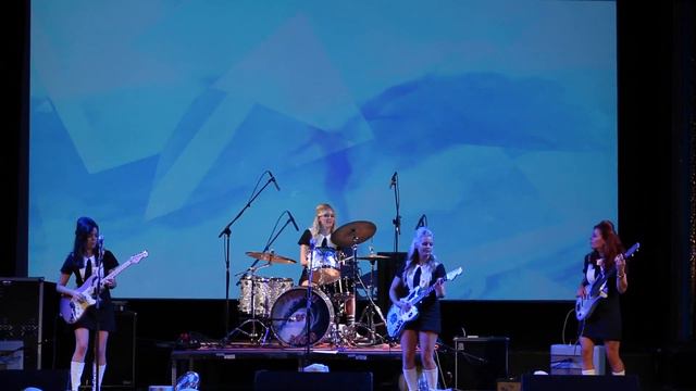 The Surfrajettes - Surf Rock Band From Toronto