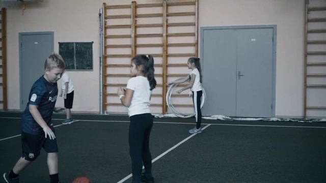 "Учителям" - клип ко Дню учителя - Школа 152 (05.10.2018) смотреть онлайн