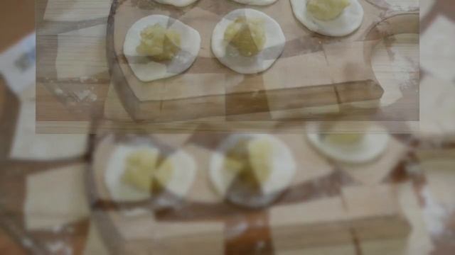 Вареники с салом и картошкой - school-culinary.ru смотреть онлайн