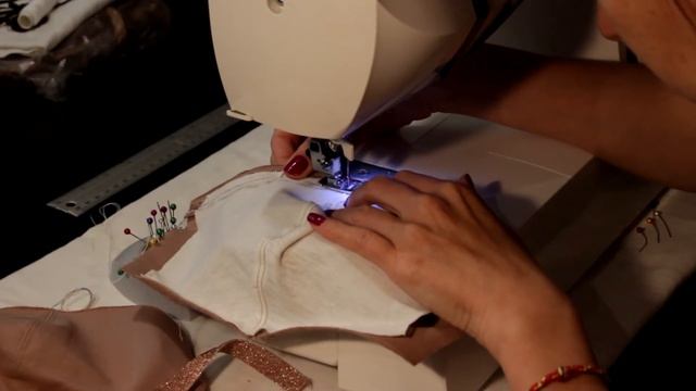 Гламурная маска. Как сшить маску. Мастер-класс смотреть онлайн