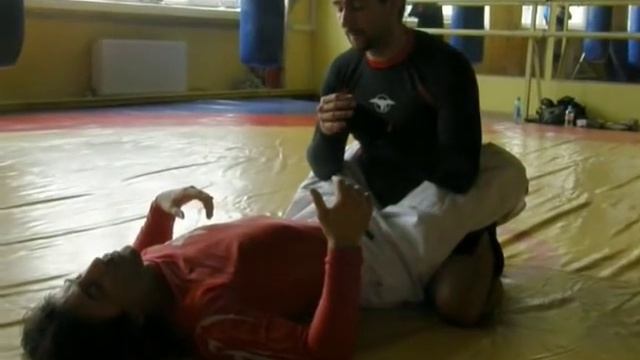 Семинар по борьбе джиу-джитсу для начинающих (Москва, МЦИФ Эскалибур, 20.04.2013) смотреть онлайн
