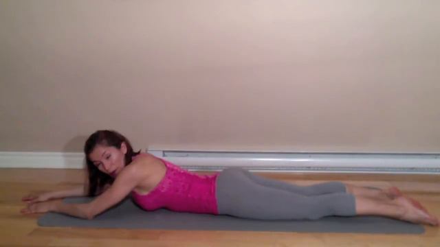 YOGA + PILATES FOR ABS & CORE STRENGTH смотреть онлайн
