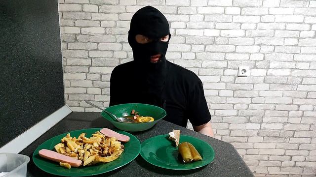 МУКБАНГ | Вкуснейшая солянка, жареная картошка с салом, вареные сосиски (ИСТОРИЯ ПРО ТАРАКАНОВ) ШОК смотреть онлайн