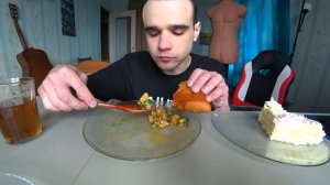 МУКБАНГ ЖАРКОЕ ПО КУПЕЧЕСКИ / САЛАТ СВЕКЛА С ЧЕСНОКОМ /ТОРТ НА ДЕСЕРТ / EATING Mukbang ASMR АСМР