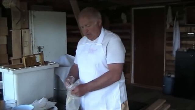 ТРУТНЕВЫЙ ГОМОГЕНАТ/КАК ПРИГОТОВИТЬ И ХРАНИТЬ смотреть онлайн