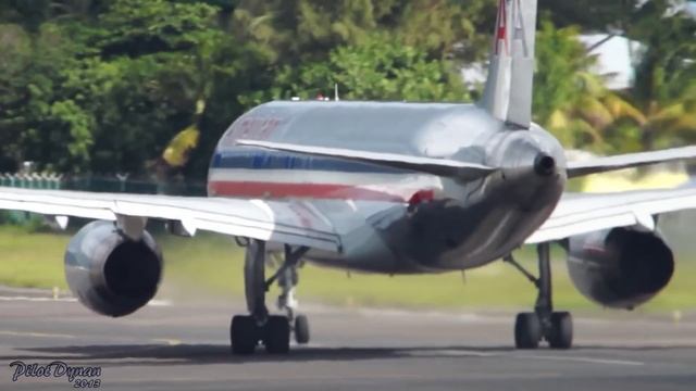 Must Watch!! KLM / Boeing 747-400 Landing at Princess Juliana, St Maarten (Full HD1080p) смотреть онлайн