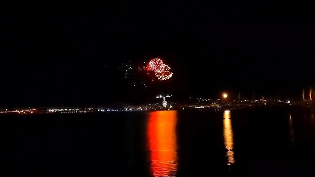 Салют на День Победы в Керчи смотреть онлайн