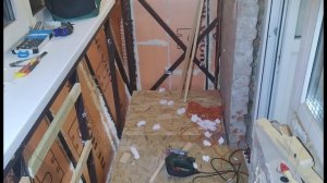 Ремонт балкона в хрущевке своими руками. Слайд шоу.