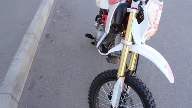 ПИТБАЙК KAYO CLASSIC YX140 17/14 смотреть онлайн