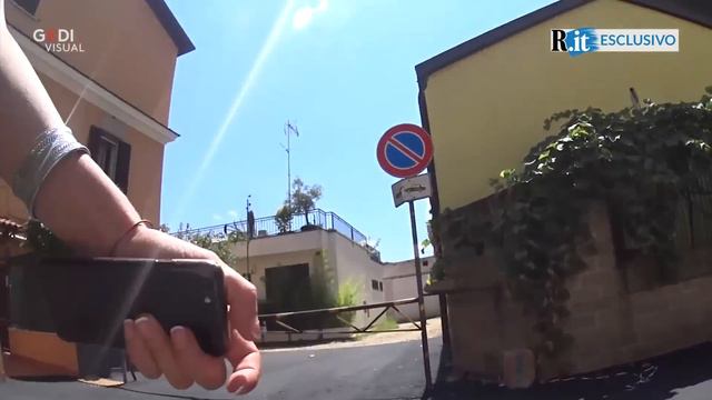 Roma, Nella Roccaforte Dei Casamonica: Giornalisti Minacciati Con I Bastoni