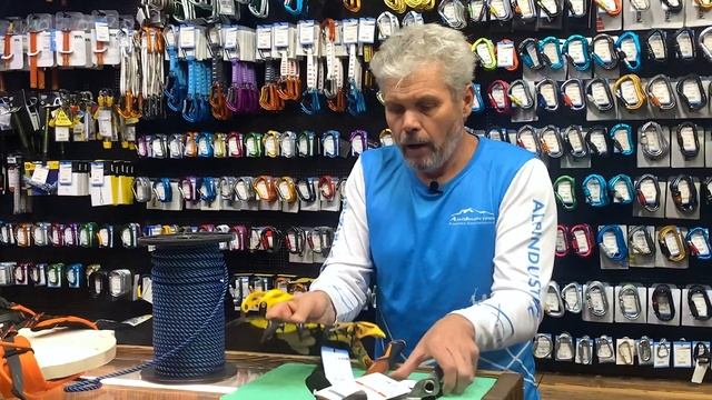 Как выбрать снаряжение для восхождения на Ама-Даблам. Сергей Ковалев смотреть онлайн