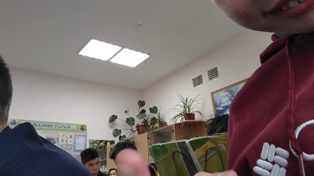 ОН МЕНЯ НЕ ВИДЕЛ смотреть онлайн