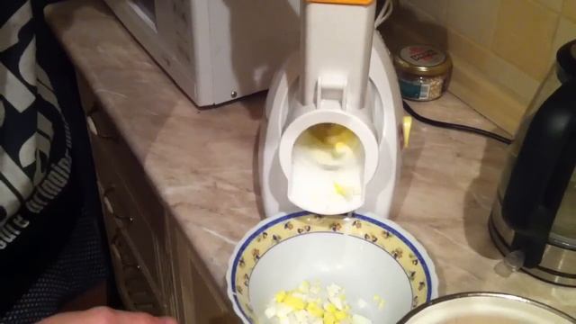 Zelmer электро мясорубка. Нарезка кубиками продуктов для салата смотреть онлайн