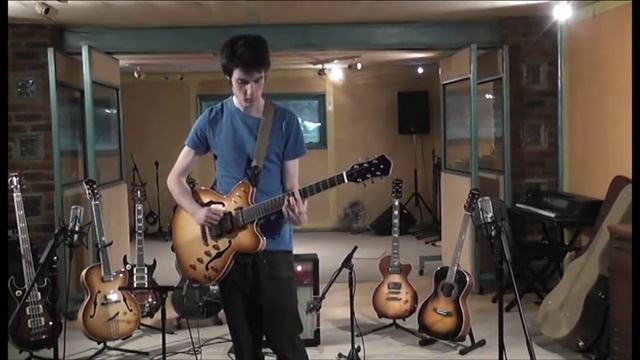 Jack Moore ( Son Of Guitar Legend Gary Moore ) And Lloyd Williams Demo Hutchins Guitars