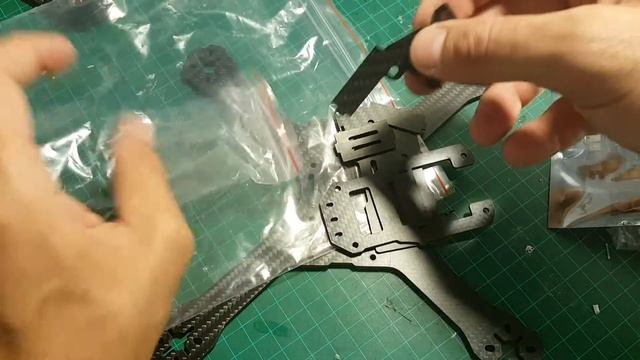 Realacc X210 214mm 3mm/4mm Carbon Fiber FPV Racing Frame w/ Matek PDB-XT60 5V & 12V unboxing смотреть онлайн