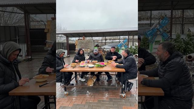 На съёмках во дворе у Георгия. Тост от Жени. смотреть онлайн