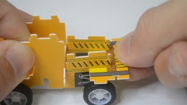Moving 3D Puzzle FORKLIFT DAISO JAPAN смотреть онлайн