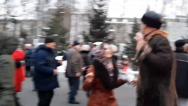 СОЛНЦЕ ЛАСКАВЕ ЗЕМЛЮ ГОЛУБИТЬ! смотреть онлайн